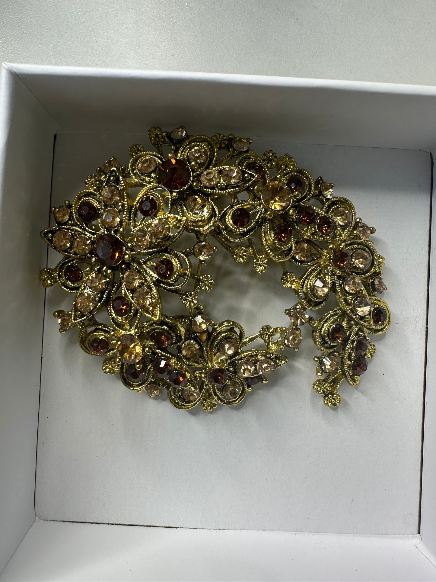 Christmas Gold Brooch